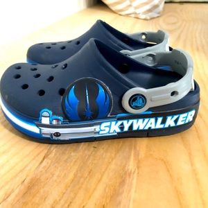 EUC Star Wars Crocs sz Toddler 12